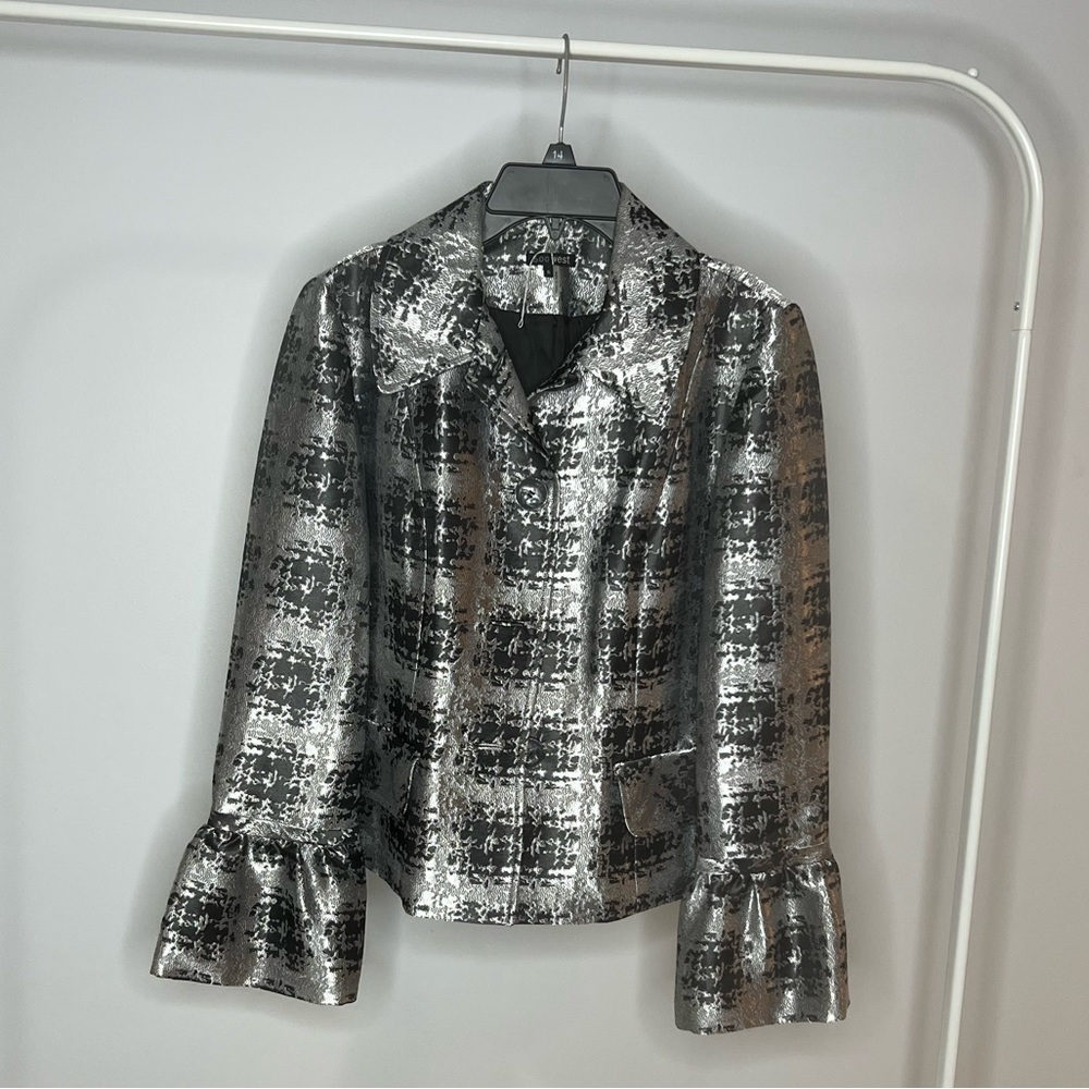 600 West Jacket Size 6